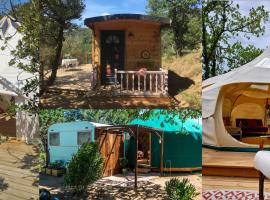 Les Cabanes d'ErbeFol, κάμπινγκ πολυτελείας σε Ansignan