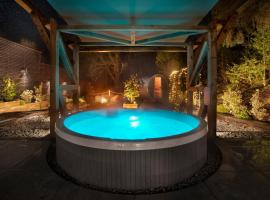 Aphrodites Group - Luxury Hot Tub Suites in Central Lake District!, 5-sterrenhotel in Bowness-on-Windermere