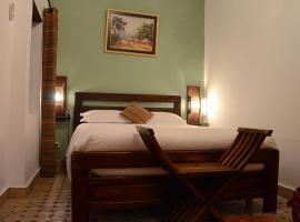 Room in BB - Dar Rehla bab Remouz, hotel in Tetouan