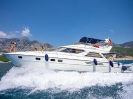 luxer holiday, boat in Antalya