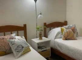 Habitación privada en apartamento cat friendly