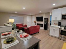 Modern 4 bed 2 bath between Denver & Boulder, apartamento en Westminster