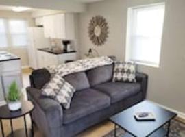 Davenport Dwellings-Midtown 3Bed, apartment in Omaha