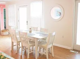 Lorraine's Beach Cottage