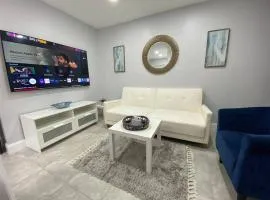 Annas Peaceful Mini Luxury Suite