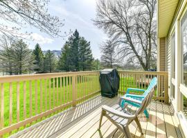 Finger Lakes Resort Retreat with Mountain-View Deck!, Ferienhaus in Cortland