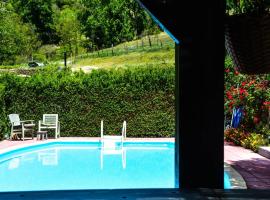 Los Castaños, Vivienda Rural, Capileira, hotel in Capileira