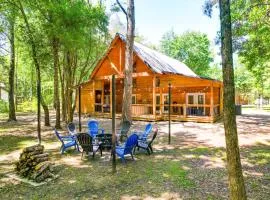 Private Hot Tub Luxe Cabin in Broken Bow!