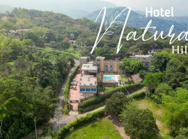 Hotel Natural Hill's by H&R, hotell i Villeta