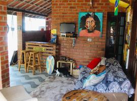 Canoa Roots Hostel & Camping, glamping v mestu Canoa Quebrada