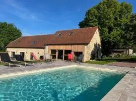Gîte luxueux avec piscine, spa, jardin et équipements de loisirs à Sargé-lès-le-Mans - FR-1-410-437