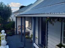 Fairytale Cottage in Thorndon!, hotel in Wellington