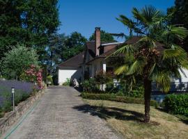 La Demeure des Tilleuls, hotel Châtenay-Malabryban