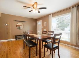 Cozy Getaway Retreat - 4BR - Northglenn, hotel v destinaci Northglenn