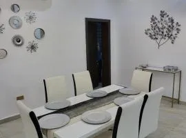 Dvyne Lux Home - Off Ikeja