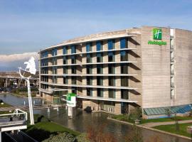 Holiday Inn Santiago - Airport Terminal, an IHG Hotel, hotel in Santiago