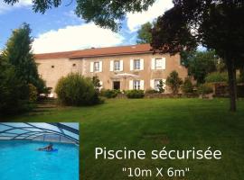 Domaine Sainte Germaine 8pers, Hotel in Luc