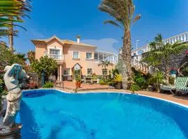 Apartamentos Los Delfines