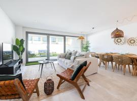 Luxury House Chaparral Golf E48 by AORA STAY, hotel in La Cala de Mijas