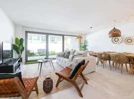 Luxury House Chaparral Golf E48 by AORA STAY