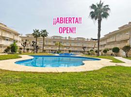Gran terraza, piscina y parking, hotel a Gran Alacant
