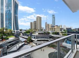 Sealuxe - Surfers Paradise Central -- Ocean View Deluxe Residences, hotel near Infinity Maze, Gold Coast