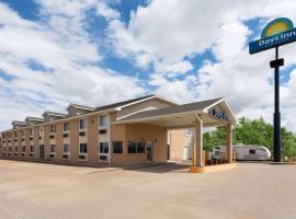 Days Inn by Wyndham Ogallala, motel in Ogallala