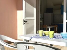 Palme 8 - Marcelli, trilocale con giardino privato, Residence Le Palme, hotel v destinaci Marcelli