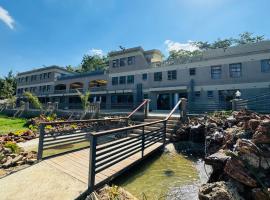 盛华山庄 shenghua, Hotel in Harare