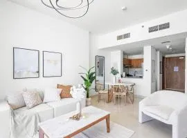 Silkhaus Mid Floor 1 BDR Near Reem Mall