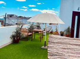 Loft céntrico con gran terraza、エル・プエルト・デ・サンタマリアのペット同伴可ホテル