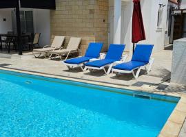 Villa Gracia, hotel cerca de Playa de Ayia Thekla, Ayia Napa