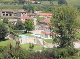 PORTO - Penafiel - QUINTA DE SANTIAGO COUNTRY HOUSE, hotel in Penafiel