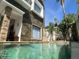 SUNNYRENT Villa Hills house with private Pool and Outstanding View in Jimbaran