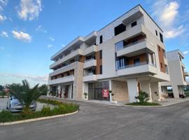 Apartments HADI, hotel em Ulcinj