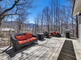 Jeffersonville Home with Deck Near Hiking and Climbing