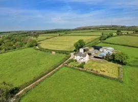 Finest Retreats - Cutkieve Farm Cottage