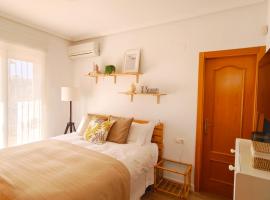 Fabulous House Gran Alacant, habitación en casa particular en Puerto Marino