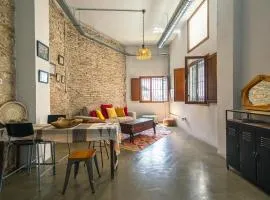 Loft-style ground floor flat