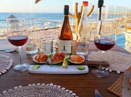 2BR condo in excellent location next to the beach, кондоминиум в городе Пуэрто-Вальярта