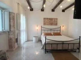 Antiche Mura Apartments"Cielo di Puglia" -2 matrimoniali, cucina e terrazzo