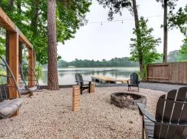 Montgomery Home with Pond Access, Fire Pit and More!