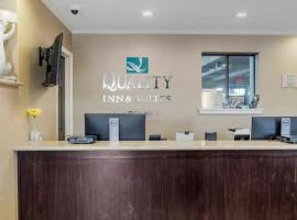 Quality Inn & Suites Oceanblock, hotel en Ocean City