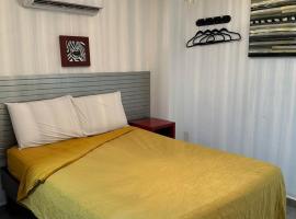 Caribbean Boutique Rooms, capsule hotel in Cancún