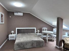 Hotel Korona, Hotel in Kropywnyzkyj