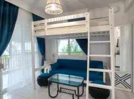 Josuaz Blue Apartment
