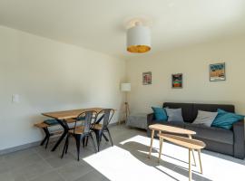 Appartement Neuf 3* à 2 Pas de l'Océan à Mimizan, 5 Pers, Balcon, Parking - FR-1-50-132, hotel i Mimizan