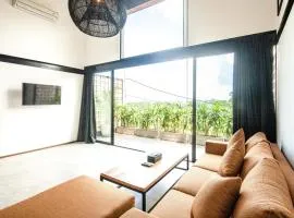 Expansive Loft 200m From Canggu Beach Haven