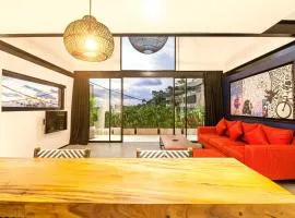 Spacious Loft 200m from the beach Canggu