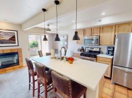 Henning's Escape #3328, cottage à Moab